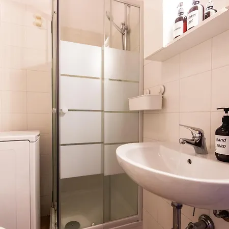 Artstay Porta Romana Parking 3th Floor No Lift