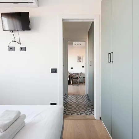 Daire Guesthost - Renovated Apts