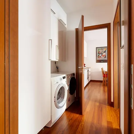 Guesthost - Mm Segesta Clinico San Siro *