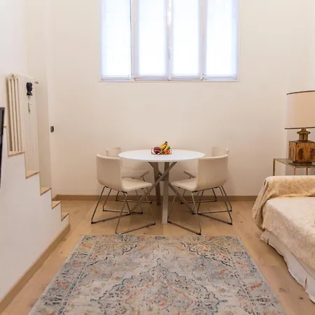 Daire !subway To Duomo! Modern Loft With Ac And Free Wifi *