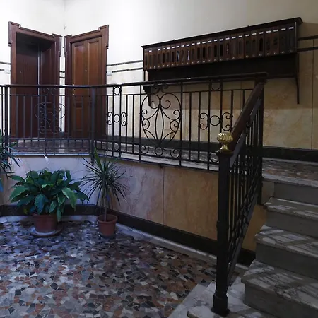 Apartamento Contempora - Bilocale Piazza Grandi, 3 Milán