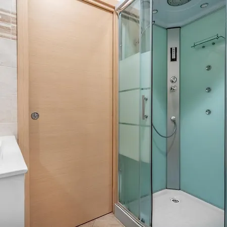 Le14 -duomo-loreto- Wifi - - Modern Daire *