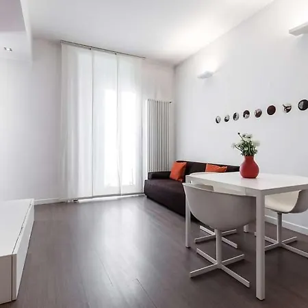 דירה Luxury Porta Nuova מילאנו