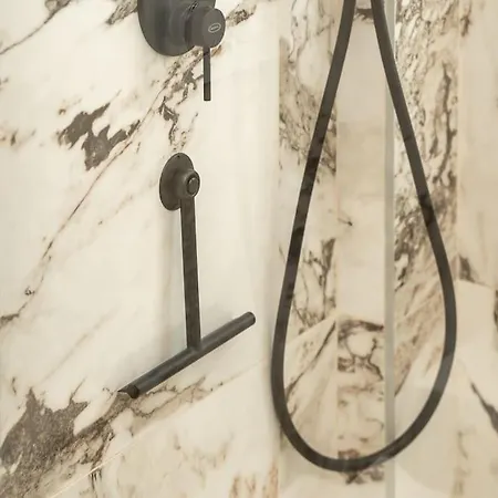 דירה Esclusivo Con 2 Da Letto *