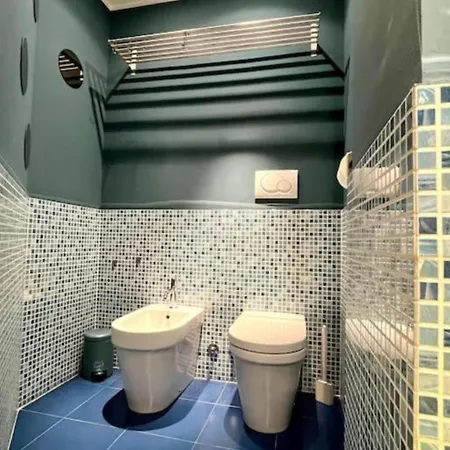 Maison Bleue- Romantic Flat,apt Near M1 -duomo 2 Fermate -centro *