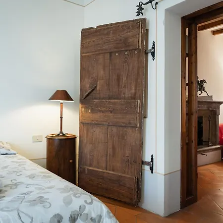 La Corte Di Emily Ap. 1 * ミラノ