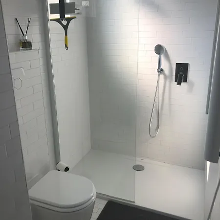 Bright 21 Station * ميلان