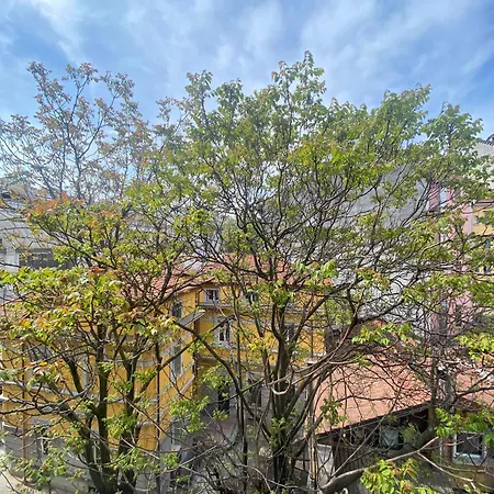 Bright 21 Station شقة ميلان