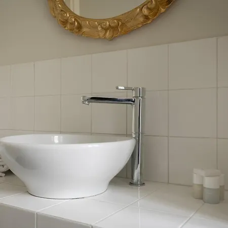 Santa Tecla Living Carnaghi 14 アパート