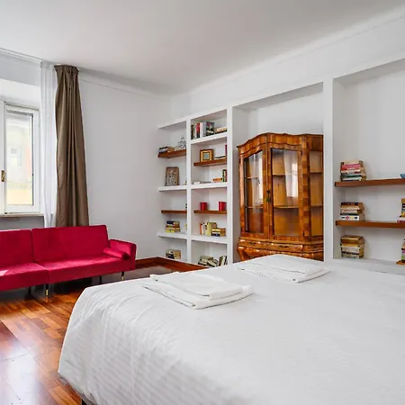 Apartment Porta Venezia Charme *