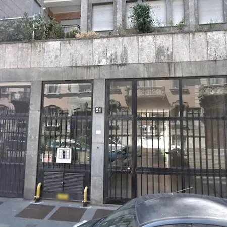 Stayeasy Petrella21 - 4 Bedrooms, 3 Baths - Station