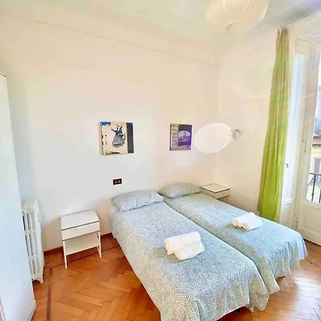 In Centro10 Minuti Dal Duomo Daire