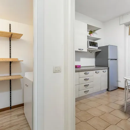 Affori Centro Metro Con Camera E Cucina * Μιλάνο