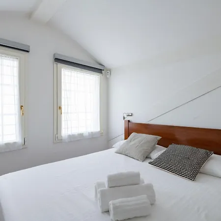 Appartement S Agostino - Porta Genova *