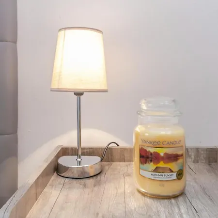 Butterfly Gate Milão