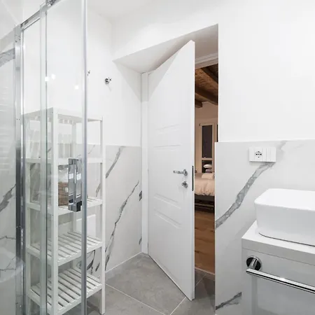 Apartment Easylife - - Castaldi 26 P1d - Porta Venezia Milan