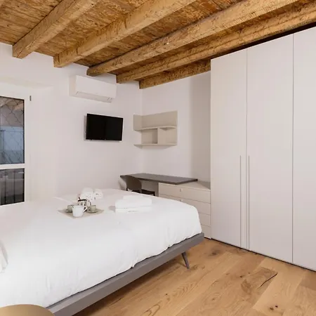 Easylife - Esclusivo Con Terrazzo A P.ta Venezia Apartment *