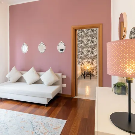 Apartman Duomo - Citylife Pink Vintage Apt Center