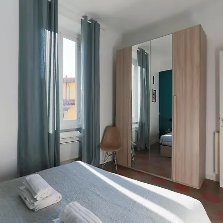 The Rent - Spacious Two Bedrooms Near Porta Romana Lejlighed *