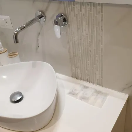 Spacious & Lovely - 4 Queen Bed