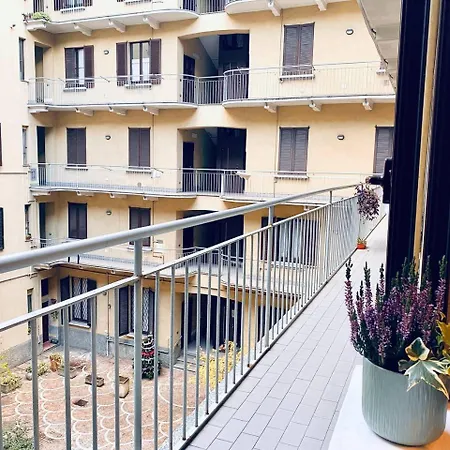 Ringhiera House Tertulliano - Free Street Parking Nearby Apartment Milan