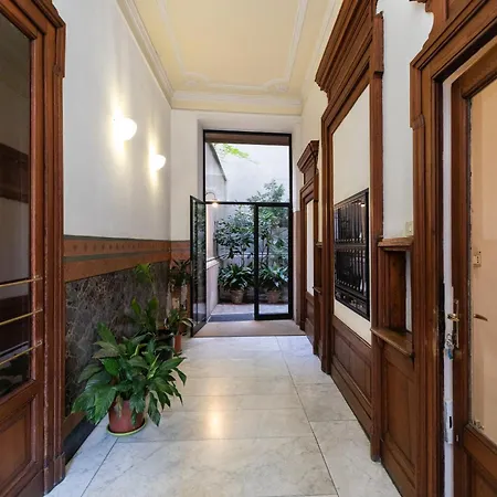 Magnoliaapartments - 5 Nirone Center Апартаменты Милан