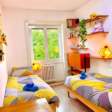 Cosy And Lovely Flat With View On Nature アパート ミラノ