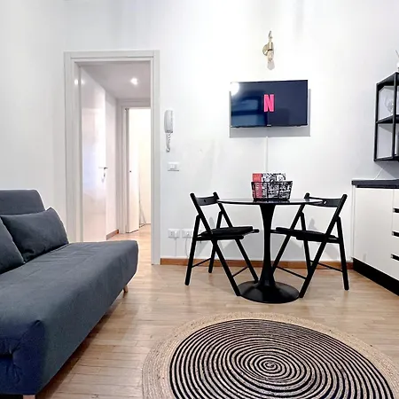 The Boutique - Steps Away From The Duomo Area Milano