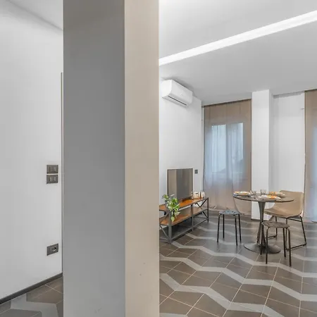 Daire Arq14 - Duomo-loreto - Romantic