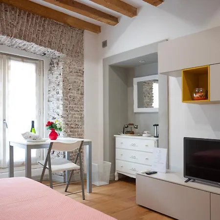 Milano Suite Home *