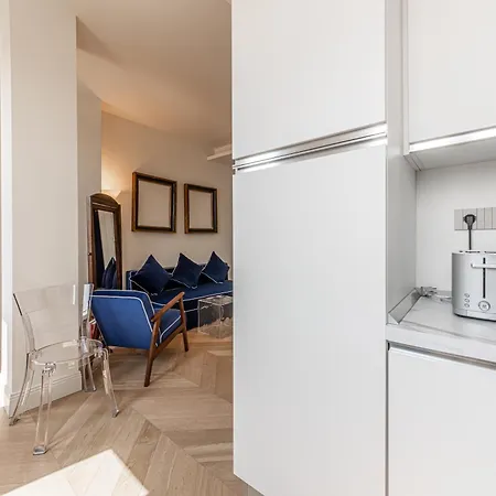 Apartment Montenapoleone - Charming