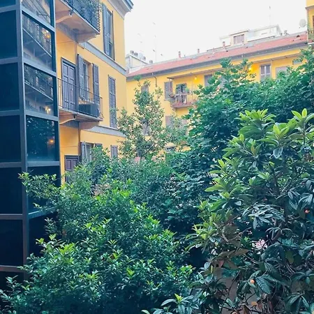 Apartment Cute In Milan