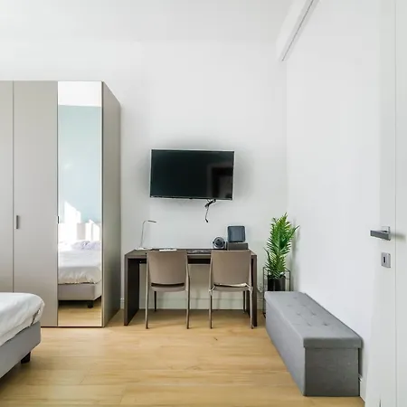 Apartman Domusmi Spinoza-5 *