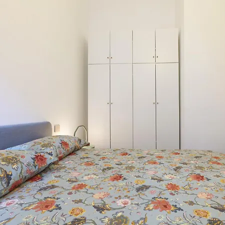 Elegant In Repubblica Brera Milano