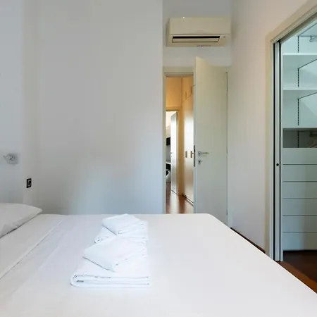 Elegante Trilocale Vicino A Piazzale Loreto Διαμέρισμα