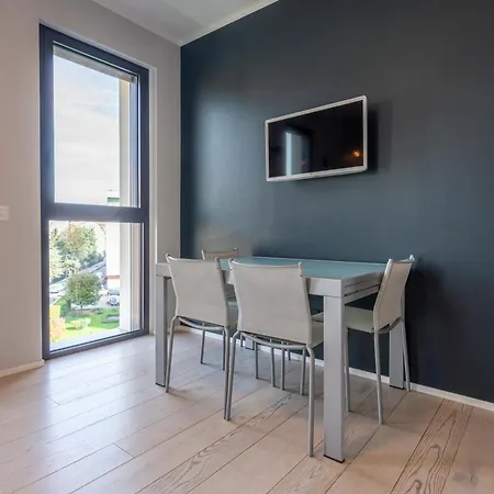 Wolvesdensuite Con Terrazzi E Garage Gratuito Daire *