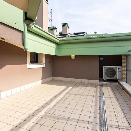 Daire Wolvesdensuite Con Terrazzi E Garage Gratuito *