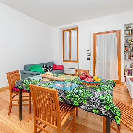 Quiet House In A Lively Area! Apartment Milan