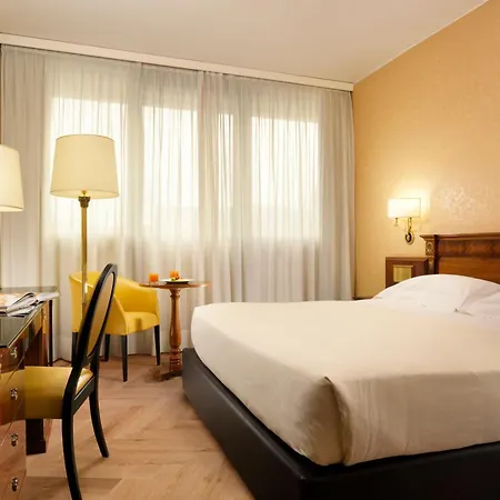 Hotel Scandinavia 4*