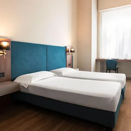 Hotel Mokinba Montebianco Milano