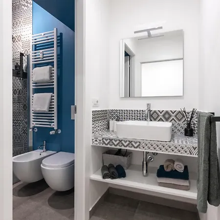 Moderno Zona * Milano