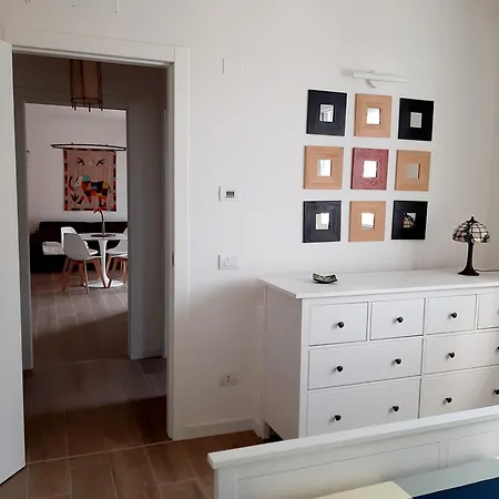 Ampio Bilocale Di Nuova Costruzione Tra Aree Verdi ホテル *