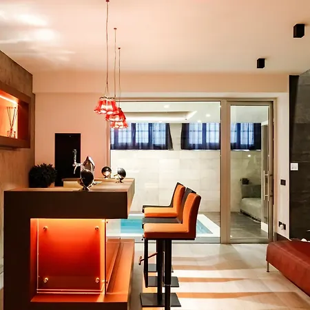 N18 Luxury Boutique With A Private Pool & Spa *