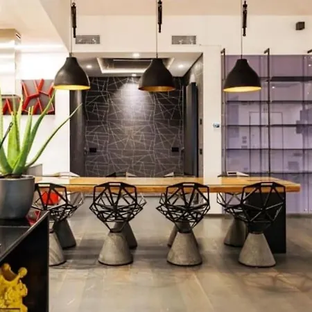 Apartment N18 Luxury Boutique With A Private Pool & Spa