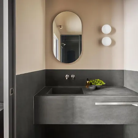 Crossing Manzoni Milán