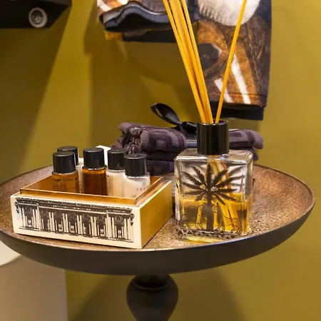 Luxury Bohemian With Private Garden In Milán