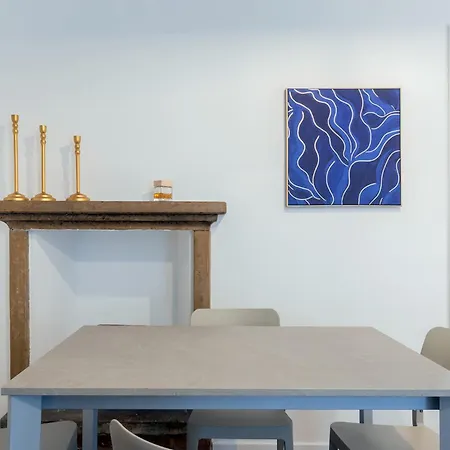 Retreats Brera شقة *