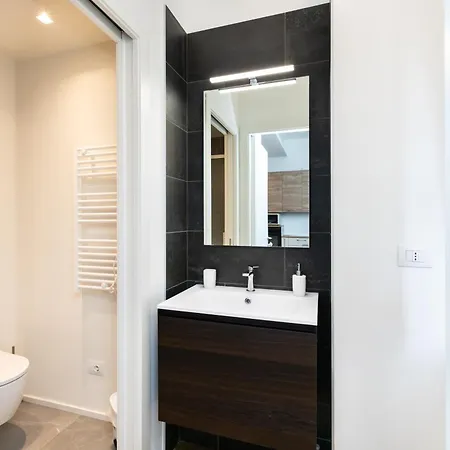 Magnoliaapartments - 6 Senatore Duomo 아파트