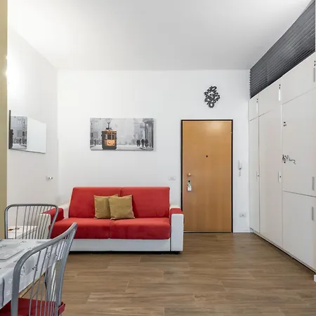 Lucky Flat, Un Momento Di Relax. ミラノ