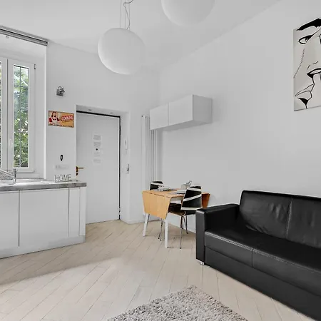 Apartment Cav4 - In The Heart Of -